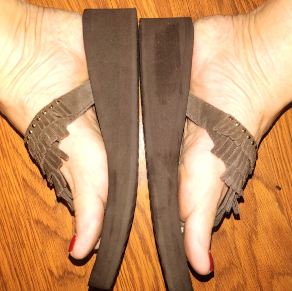 Yellow Box Brown Fringe Sandals#D01 - Picture 3 of 3